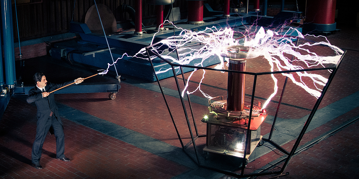 Nikola Tesla: elämä, keksinnöt ja sähkögeniuksen perintö