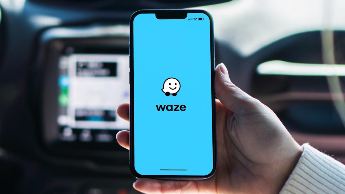 Hyviä uutisia: Waze antaa sinun nyt ajaa autoa kuunnellen omia ohjeitasi.