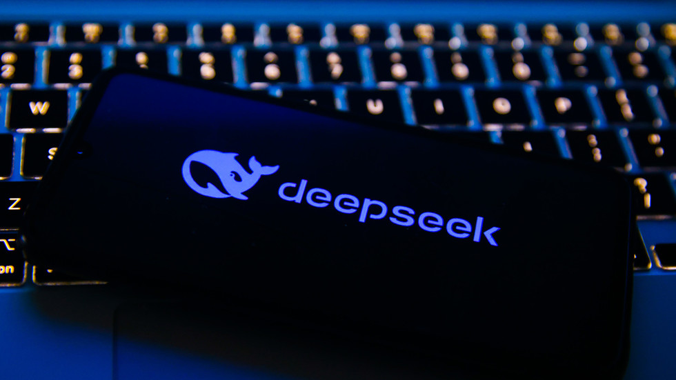 DeepSeek lisää nyt kaikkiin sisältöihin tekoälyn tunnisteet, joita ei voi poistaa