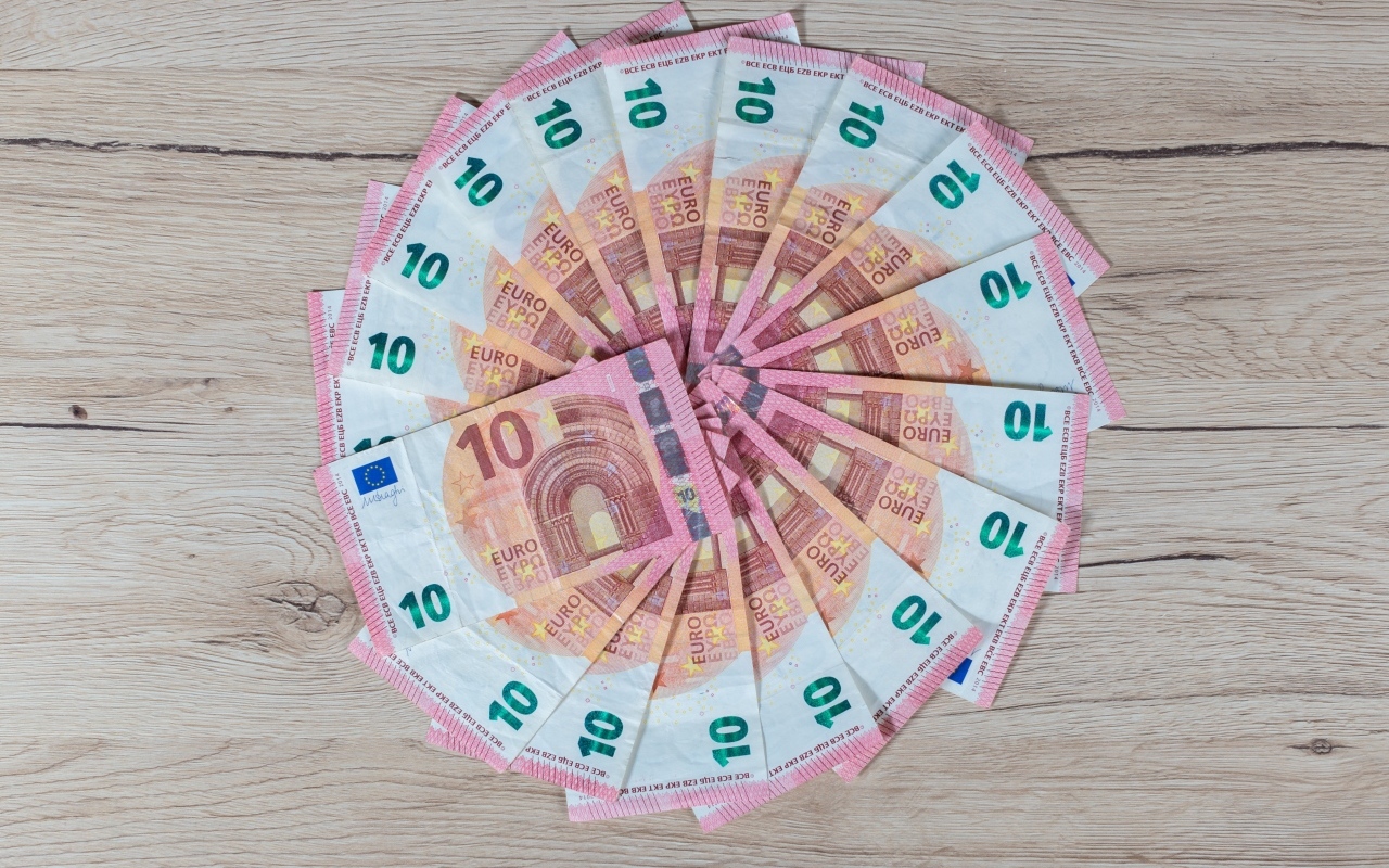 Se on virallista: tässä ovat ainoat kolme pankkia, joista voit nostaa 10 euron setelin vuonna 2025.