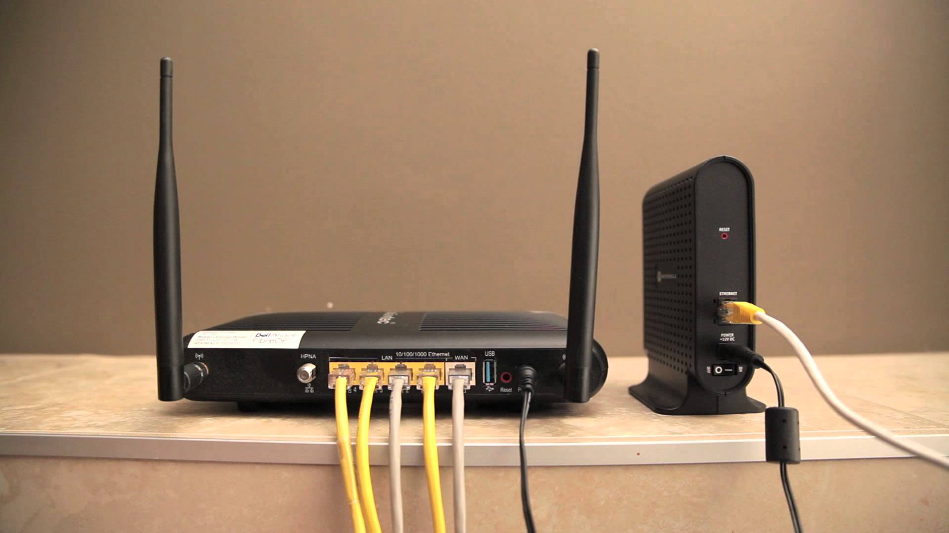 Mihin sijoittaa kotona Wi-Fi-reititin, jotta vältytään hitaalta internetyhteydeltä päivän aikana