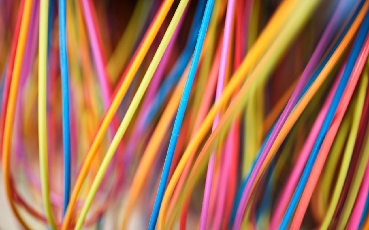 Jos huoneissanne on puhelinkaapelit, teillä on todellinen aarre: näin voitte käyttää niitä Ethernet-verkon luomiseen.